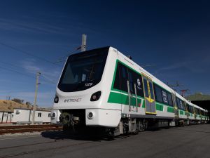 Alstom dostarcza pierwszy pociąg serii C w ramach programu Western Australia Railcar Program