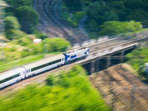 Dodatkowe pociągi i wzmocnienia PKP Intercity w okresie świąt wielkanocnych