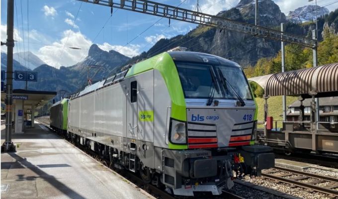 BLS Cargo zamawia 10 lokomotyw Vectron z systemem XLoad od Siemens Mobility