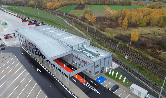 PKP CARGO i władze Radomska podpisali list intencyjny w sprawie budowy terminala intermodalnego