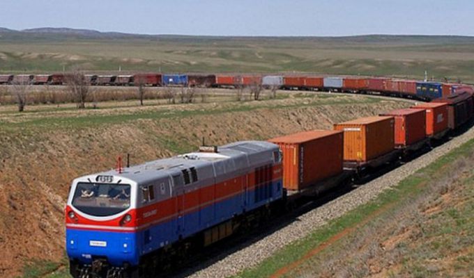 Znacząco wzrosła codzienna wymiana pociągów towarowych pomiędzy Kazachstanem a Chinami
